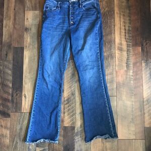 Kancan Size 15/31 Juniors boot cut Jeans denim blue frayed hem button fly